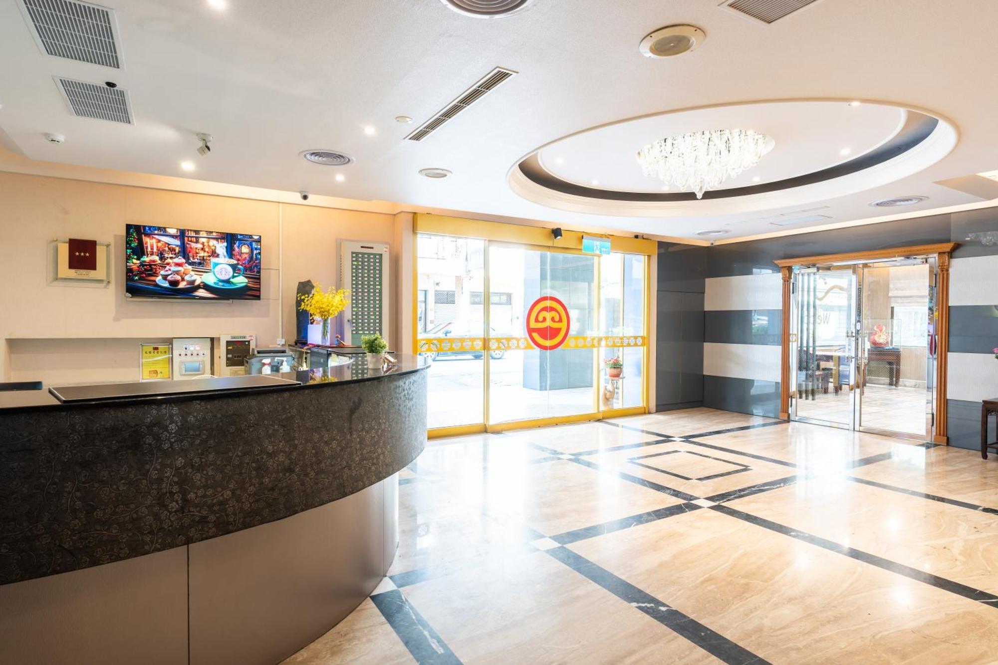 טאיצ'ונג Etung Hotel מראה חיצוני תמונה
