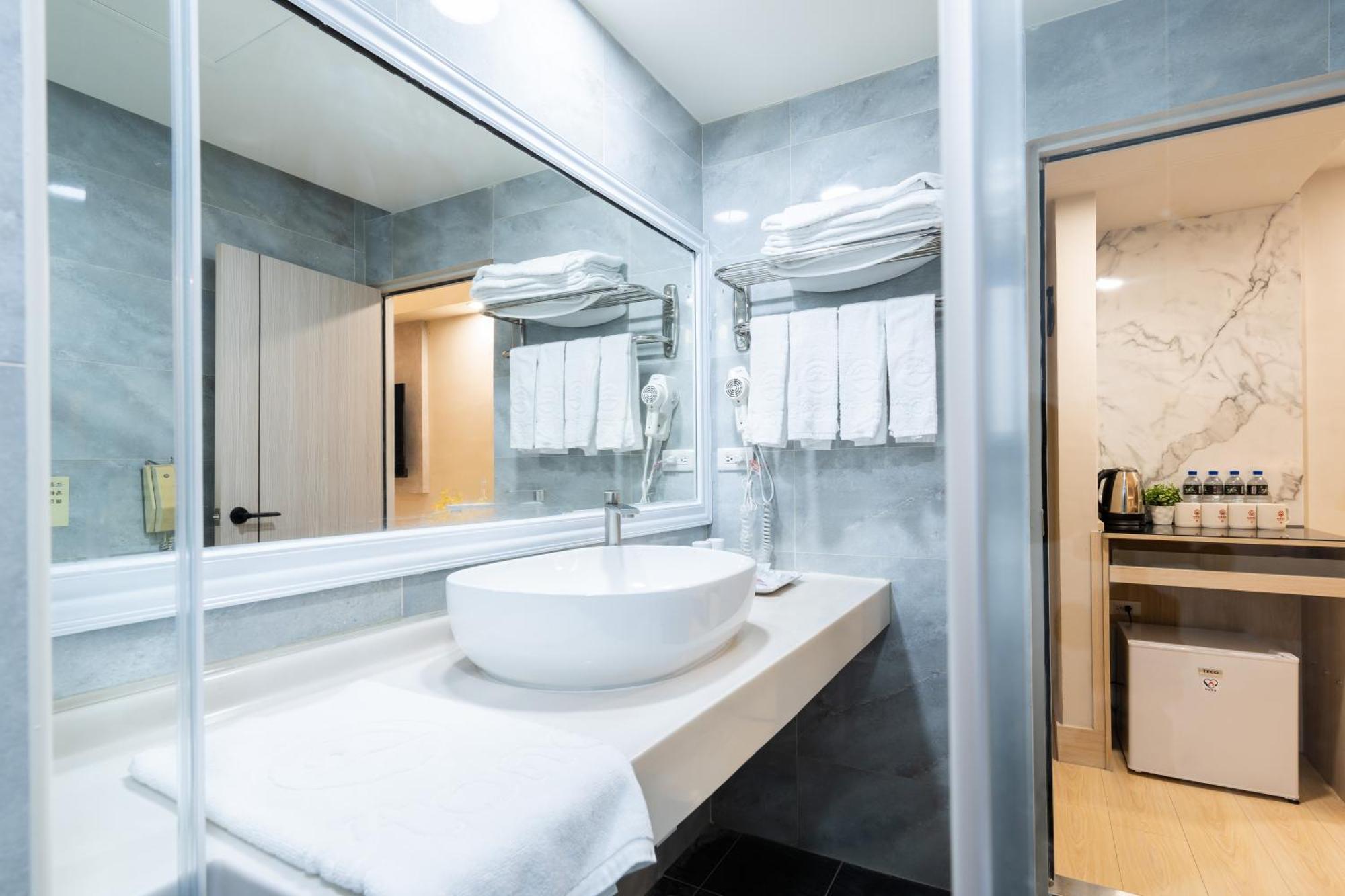 טאיצ'ונג Etung Hotel מראה חיצוני תמונה